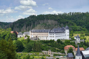 Bild vergrößern: Blick auf Schloss Stolberg